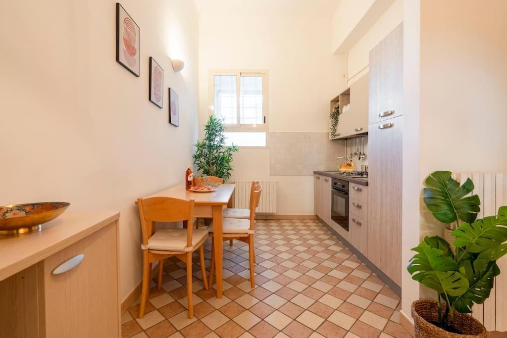Appartamento Oasi Corso Italia Bari Esterno foto